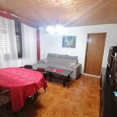 Apartman Zepina Pula Exteriör bild