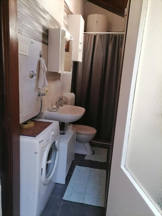 Apartman Zepina Pula Exteriör bild