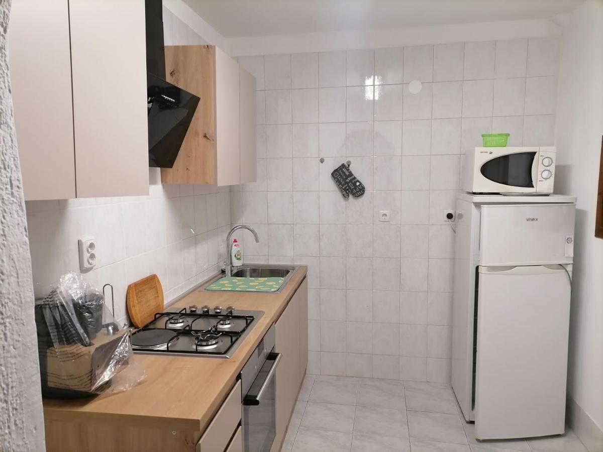Apartman Zepina Pula Exteriör bild